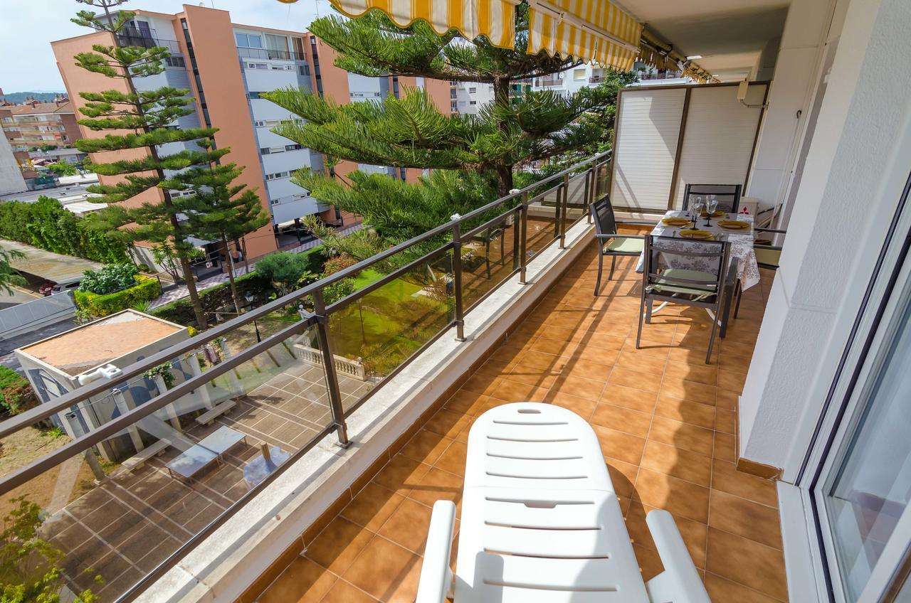 Smartr Lloret De Mar Buitenkant foto