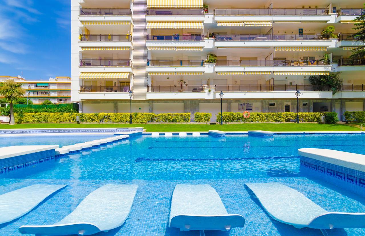 Smartr Lloret De Mar Buitenkant foto